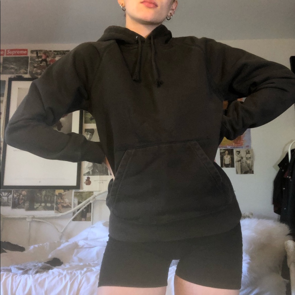 UNISEX black carhartt chase hoodie